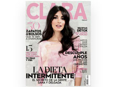 Portada de la revista Clara de marzo de 2019, donde se menciona uno de los productos Mary Kay, ganador de su premio de belleza