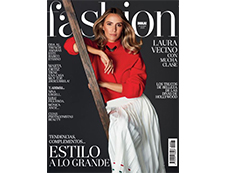 Productos destacados en la revista Hola Fashion de septiembre de 2020: Lápiz de Labios Gel Semi-Mate Mary Kay® y Brillo de Labios NouriShine Plus® Mary Kay®