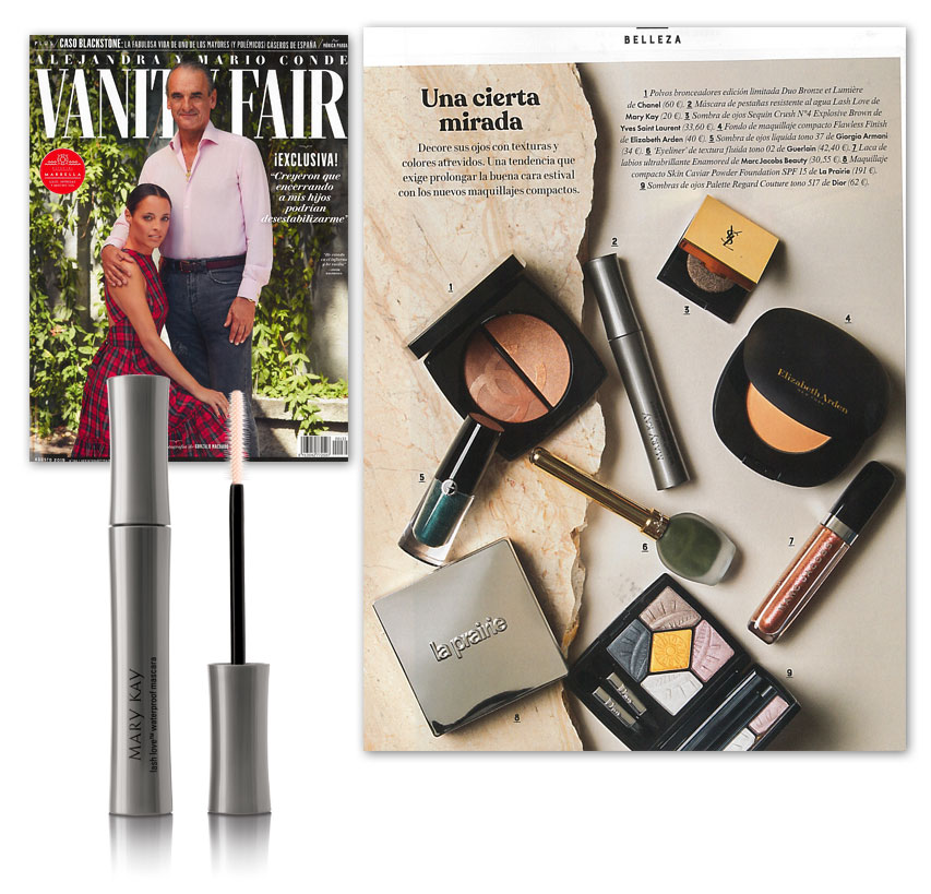 Descubre la Máscara de Pestañas Lash Love Waterproof en el ejemplar de la revista Vanity Fair de agosto de 2019, perteneciente a la campaña solidaria d eMary Kay Alza tu Mirada