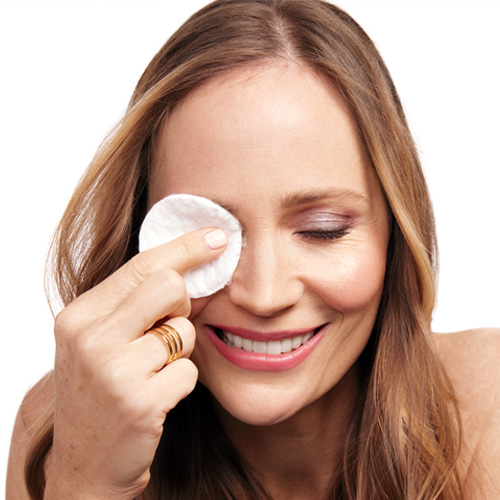 Errores comunes al limpiar la piel