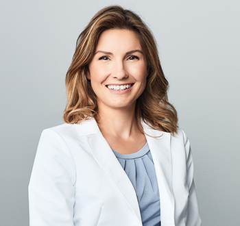 Dra. Cristi Gomez, Directora. Seguridad de producto y toxicología medioambiental. 