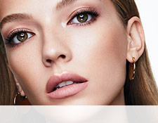 Look Arco de cupido perfecto que destaca tus labios con este tutorial paso a paso