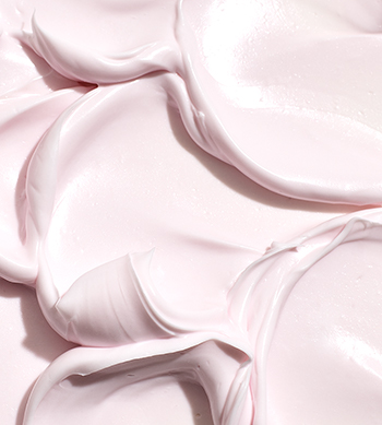 Detalle de textura deliciosa de la Crema Hidratante Intensa Mary Kay