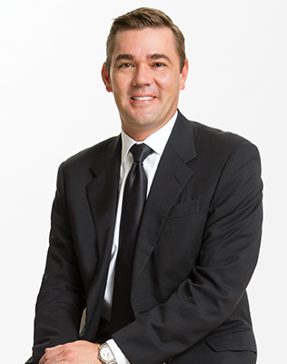 Ryan Rogers, Miembro de la Junta Directiva y Jefe Ejecutivo de Inversiones de Mary Kay